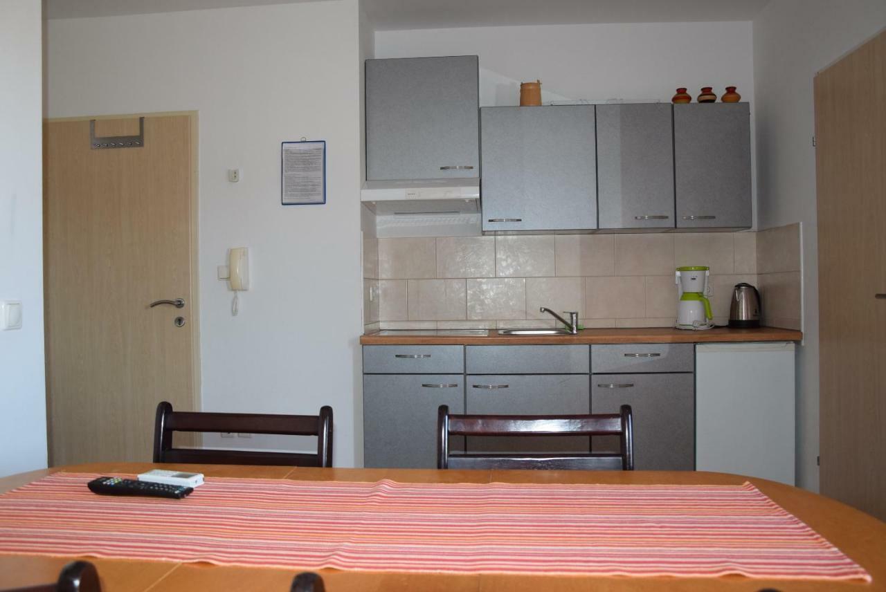 Apartmani Diana Medulin Eksteriør bilde