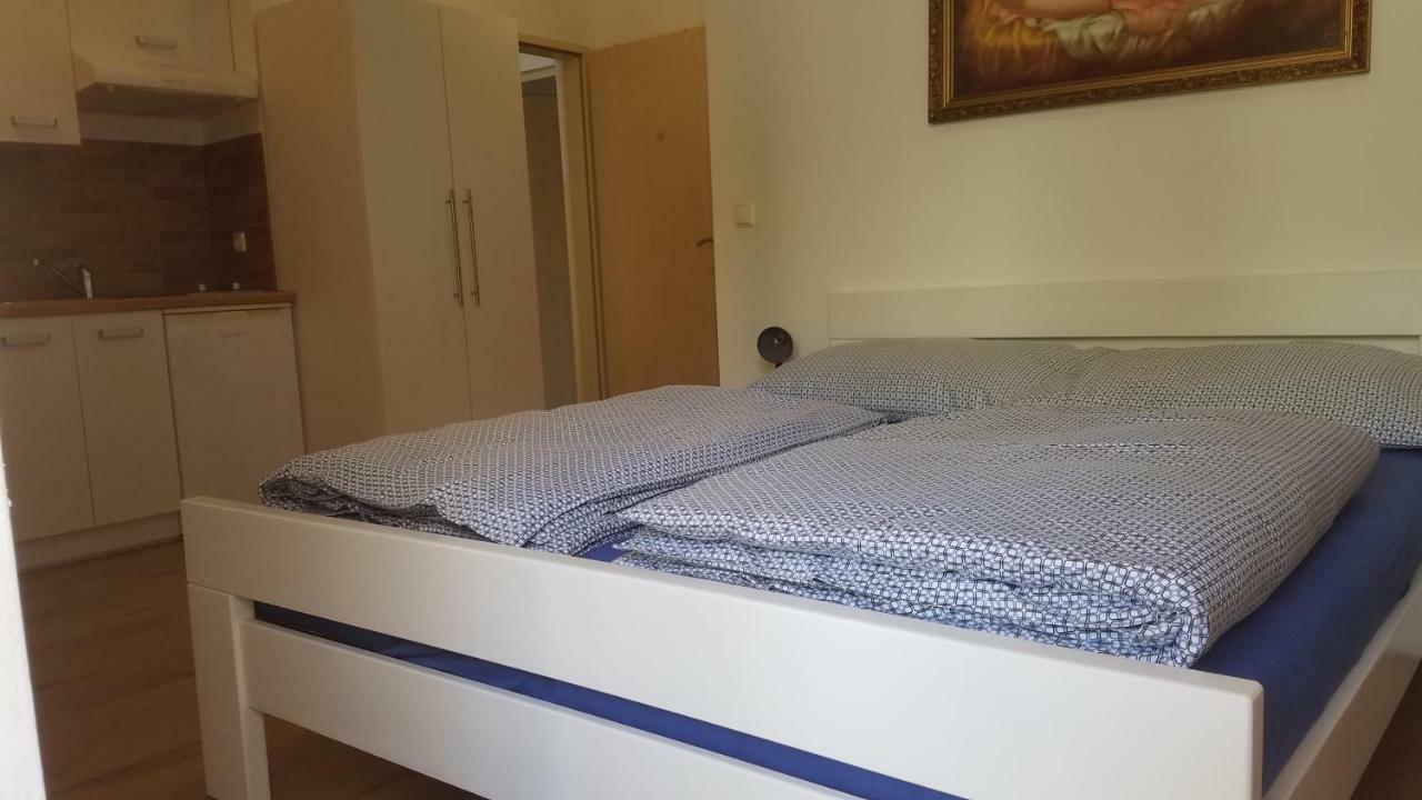 Apartmani Diana Medulin Eksteriør bilde
