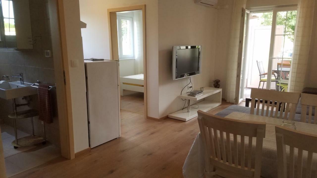 Apartmani Diana Medulin Eksteriør bilde